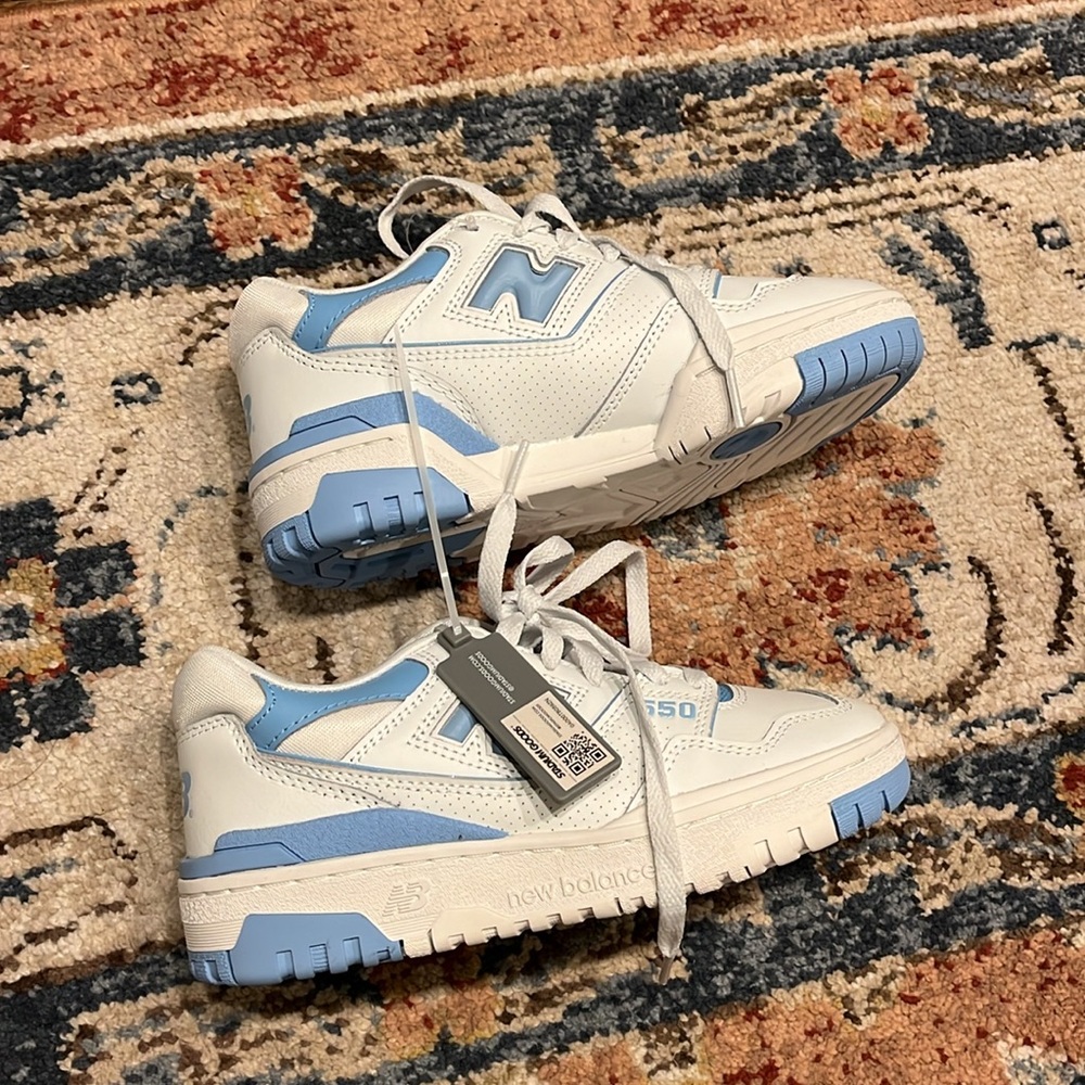 New Balance 550 "UNC" sneakers NWT